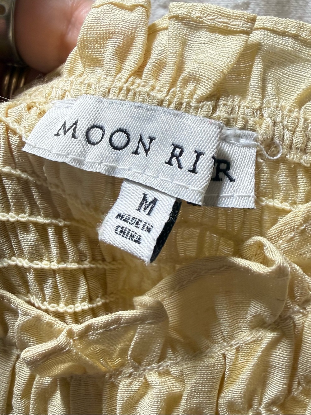 Moon River Butter Cream Yellow Smocked Tie-Shoulder Midi Dress Size M - Picture 3 of 8